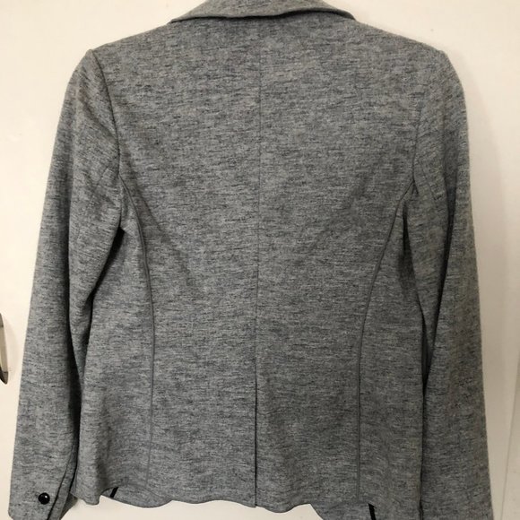 Banana Republic Long and Lean Blazer *NWT* Size 0 - Picture 5 of 8